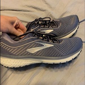 Brooks Ghost 12